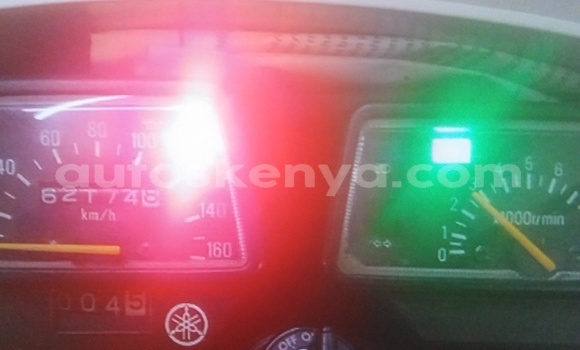 Buy Used Yamaha Aerox Race Replica White Bike in Nairobi in Nairobi Buy Used Yamaha Aerox Race Replica White Bike in Nairobi in Nairobi