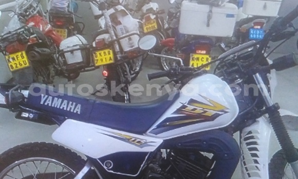 Buy Used Yamaha Aerox Race Replica White Bike in Nairobi in Nairobi Buy Used Yamaha Aerox Race Replica White Bike in Nairobi in Nairobi