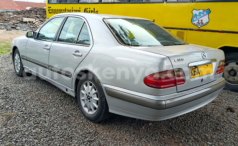 Big with watermark mercedes benz e200 nairobi nairobi 29304