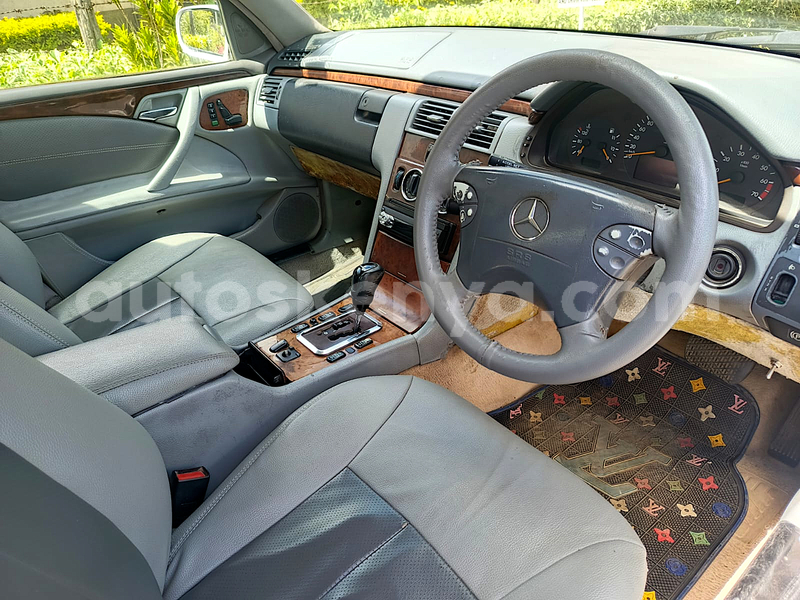 Big with watermark mercedes benz e200 nairobi nairobi 29304