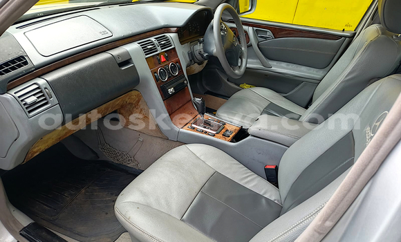 Buy Used Mercedes-Benz E200 Silver Car in Nairobi in Nairobi Buy Used Mercedes-Benz E200 Silver Car in Nairobi in Nairobi