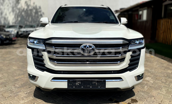 Buy Used Toyota Land Cruiser White Car in Nairobi in Nairobi Buy Used Toyota Land Cruiser White Car in Nairobi in Nairobi