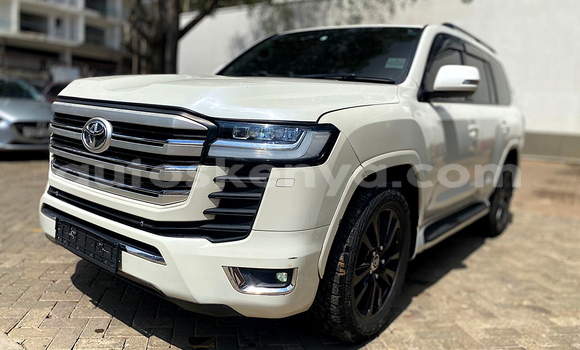 Buy Used Toyota Land Cruiser White Car in Nairobi in Nairobi Buy Used Toyota Land Cruiser White Car in Nairobi in Nairobi