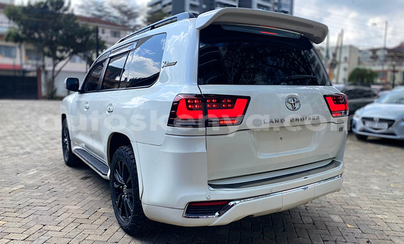 Buy Used Toyota Land Cruiser White Car in Nairobi in Nairobi Buy Used Toyota Land Cruiser White Car in Nairobi in Nairobi
