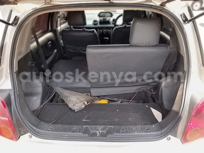 Big with watermark toyota ist nairobi nairobi 29308