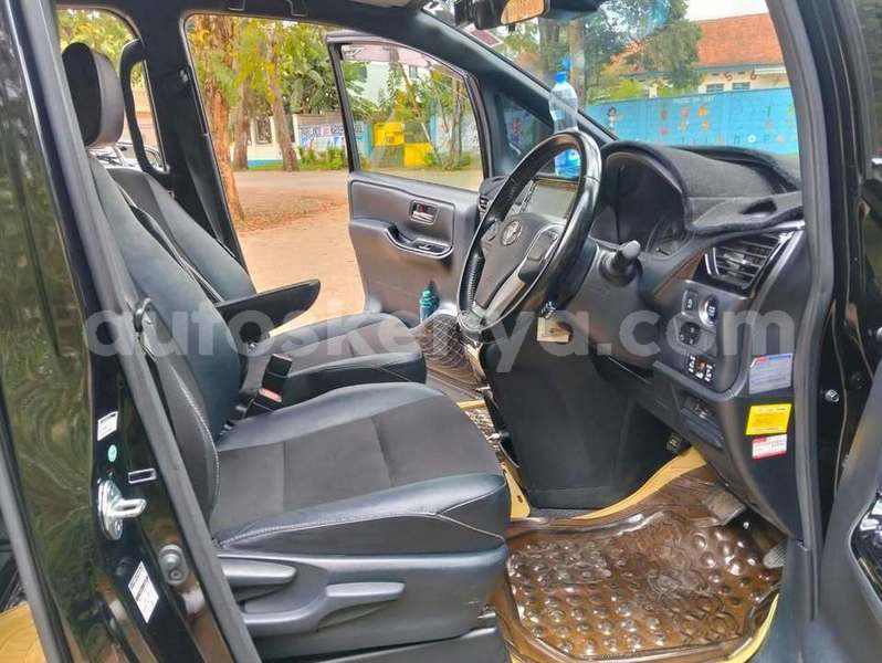 Big with watermark toyota noah nairobi machakos 29314