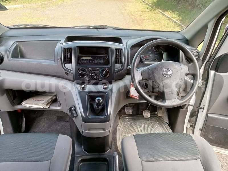 Big with watermark nissan nv200 nairobi machakos 29336