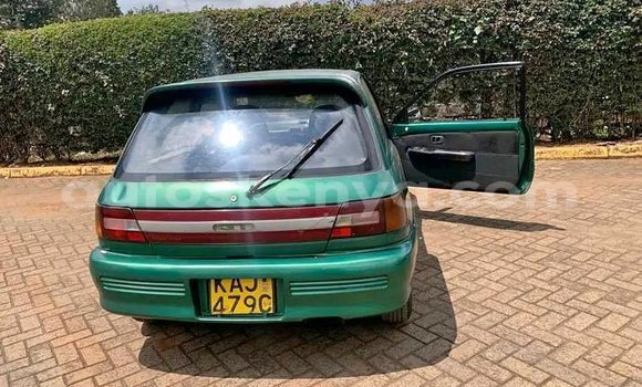 Nunua Ilio tumika Toyota Starlet Kijani Gari ndani ya Machakos nchini Nairobi Nunua Ilio tumika Toyota Starlet Kijani Gari ndani ya Machakos nchini Nairobi