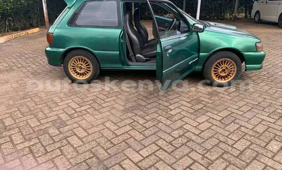 Nunua Ilio tumika Toyota Starlet Kijani Gari ndani ya Machakos nchini Nairobi Nunua Ilio tumika Toyota Starlet Kijani Gari ndani ya Machakos nchini Nairobi
