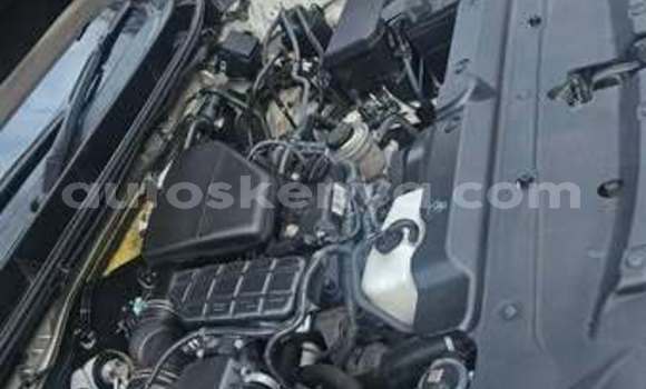 Nunua Ilio tumika Toyota Land Cruiser Prado Nyingine Gari ndani ya Nairobi nchini Nairobi Nunua Ilio tumika Toyota Land Cruiser Prado Nyingine Gari ndani ya Nairobi nchini Nairobi