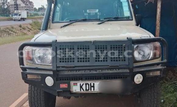 Nunua Ilio tumika Toyota Land Cruiser Prado Nyingine Gari ndani ya Nairobi nchini Nairobi Nunua Ilio tumika Toyota Land Cruiser Prado Nyingine Gari ndani ya Nairobi nchini Nairobi