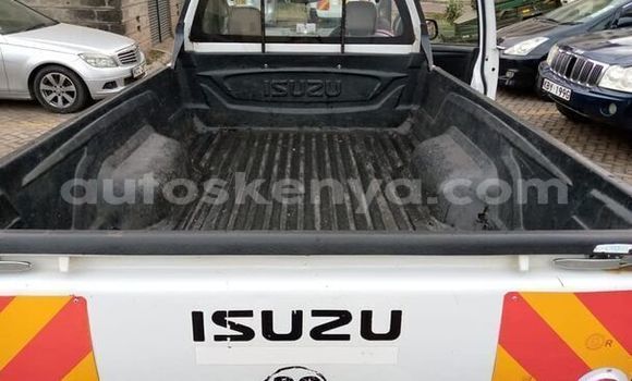 Buy Used Isuzu D–MAX White Car in Machakos in Nairobi Buy Used Isuzu D–MAX White Car in Machakos in Nairobi