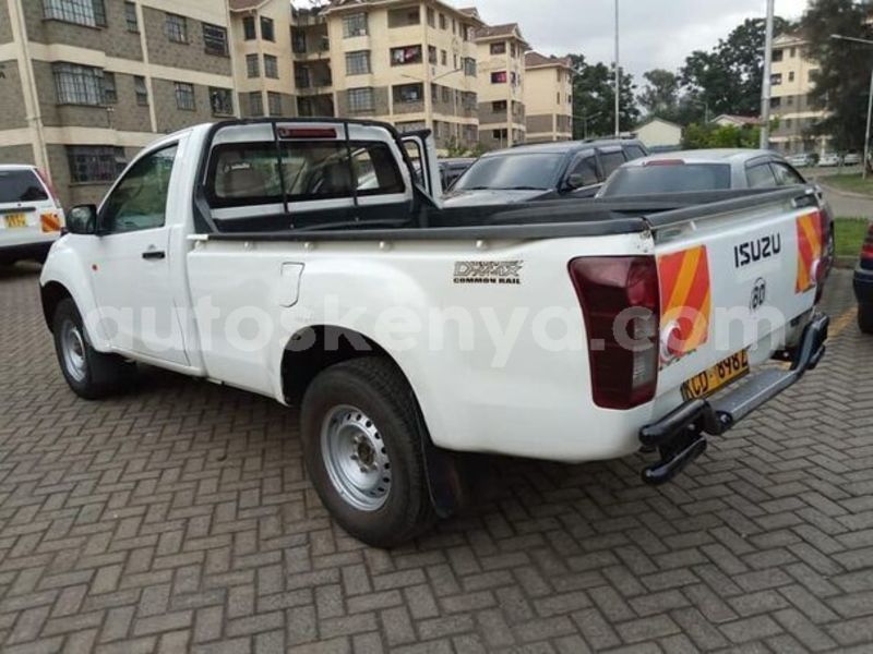Big with watermark isuzu d max nairobi machakos 29377
