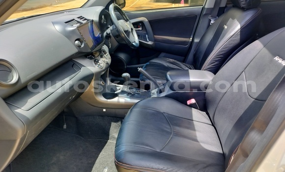 Buy Used Toyota RAV4 White Car in Nairobi in Nairobi Buy Used Toyota RAV4 White Car in Nairobi in Nairobi