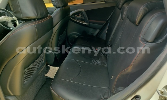 Buy Used Toyota RAV4 White Car in Nairobi in Nairobi Buy Used Toyota RAV4 White Car in Nairobi in Nairobi