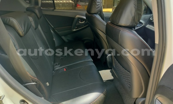 Buy Used Toyota RAV4 White Car in Nairobi in Nairobi Buy Used Toyota RAV4 White Car in Nairobi in Nairobi