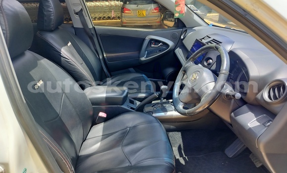 Buy Used Toyota RAV4 White Car in Nairobi in Nairobi Buy Used Toyota RAV4 White Car in Nairobi in Nairobi