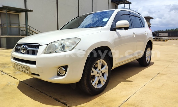 Buy Used Toyota RAV4 White Car in Nairobi in Nairobi Buy Used Toyota RAV4 White Car in Nairobi in Nairobi