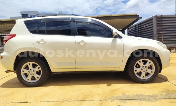 Buy Used Toyota RAV4 White Car in Nairobi in Nairobi Buy Used Toyota RAV4 White Car in Nairobi in Nairobi