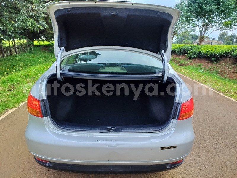 Big with watermark nissan bluebird sylphy nairobi nairobi 29387