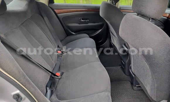 Nunua Ilio tumika Nissan Bluebird Sylphy Fedha Gari ndani ya Nairobi nchini Nairobi Nunua Ilio tumika Nissan Bluebird Sylphy Fedha Gari ndani ya Nairobi nchini Nairobi