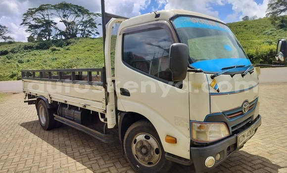 Buy Used Toyota Dyna White Truck in Nairobi in Nairobi Buy Used Toyota Dyna White Truck in Nairobi in Nairobi