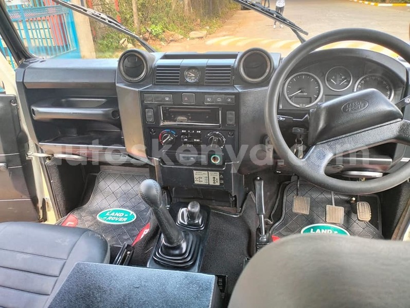Big with watermark land rover defender nairobi machakos 29399