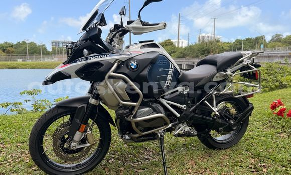 Nunua Ilio tumika BMW GS Fedha Bike ndani ya Nairobi nchini Nairobi Nunua Ilio tumika BMW GS Fedha Bike ndani ya Nairobi nchini Nairobi