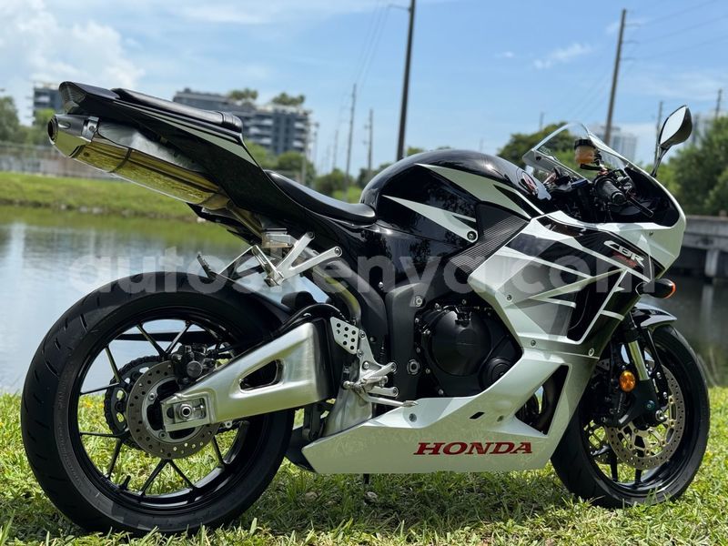 Big with watermark honda cbr west kenya bungoma 29413