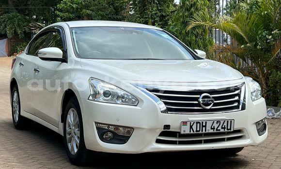Nunua Ilio tumika Nissan Teana Nyeupe Gari ndani ya Nairobi nchini Nairobi Nunua Ilio tumika Nissan Teana Nyeupe Gari ndani ya Nairobi nchini Nairobi