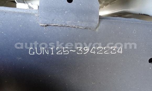 Imported Toyota Hilux White Makiinaa iti Mombasa keessatti Coastal Kenya keessatti Imported Toyota Hilux White Makiinaa iti Mombasa keessatti Coastal Kenya keessatti