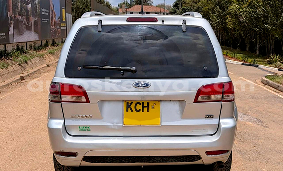 Oofamaa Ford Escape Silver Makiinaa iti Nairobi keessatti Nairobi keessatti Oofamaa Ford Escape Silver Makiinaa iti Nairobi keessatti Nairobi keessatti