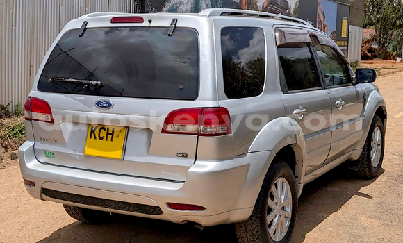 Oofamaa Ford Escape Silver Makiinaa iti Nairobi keessatti Nairobi keessatti Oofamaa Ford Escape Silver Makiinaa iti Nairobi keessatti Nairobi keessatti
