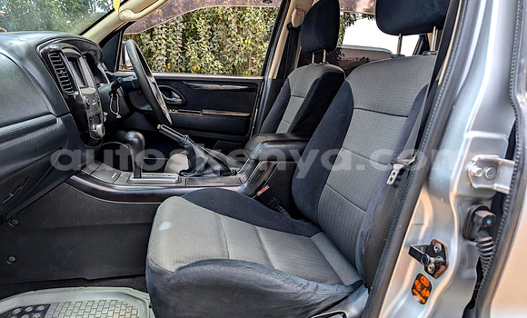Oofamaa Ford Escape Silver Makiinaa iti Nairobi keessatti Nairobi keessatti Oofamaa Ford Escape Silver Makiinaa iti Nairobi keessatti Nairobi keessatti