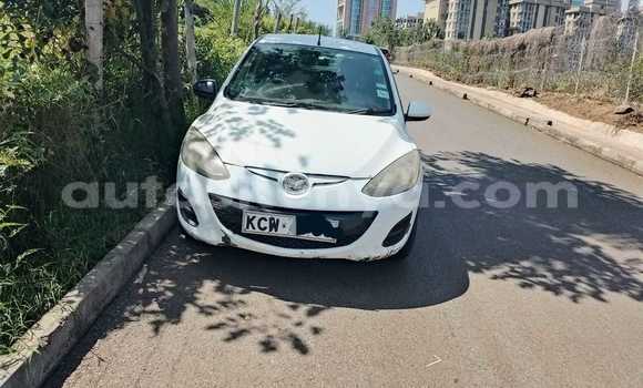 Buy Used Mazda Demio White Car in Nairobi in Nairobi