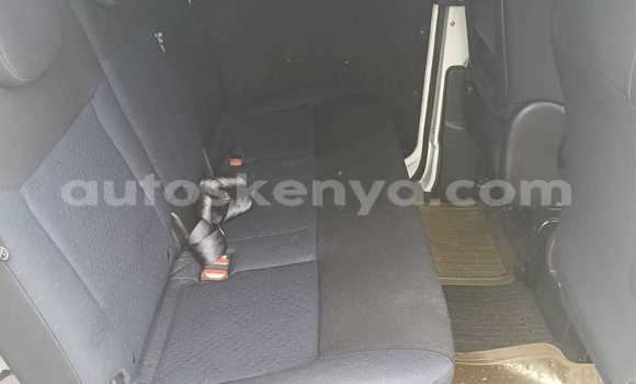 Nunua Ilio tumika Nissan NV350 Caravan Nyeupe Gari ndani ya Nairobi nchini Nairobi Nunua Ilio tumika Nissan NV350 Caravan Nyeupe Gari ndani ya Nairobi nchini Nairobi