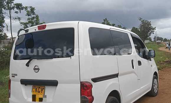 Nunua Ilio tumika Nissan NV350 Caravan Nyeupe Gari ndani ya Nairobi nchini Nairobi Nunua Ilio tumika Nissan NV350 Caravan Nyeupe Gari ndani ya Nairobi nchini Nairobi