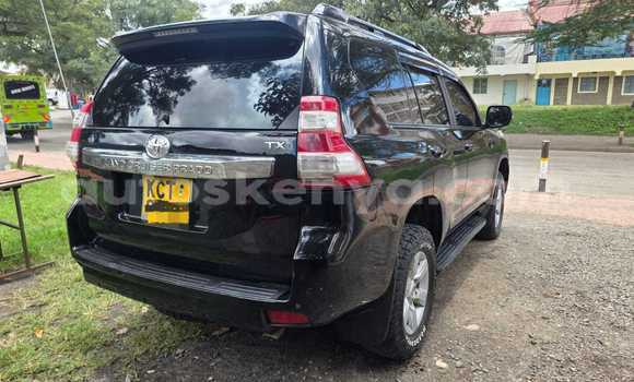 Nunua Ilio tumika Toyota Land Cruiser Prado Nyeusi Gari ndani ya Nairobi nchini Nairobi Nunua Ilio tumika Toyota Land Cruiser Prado Nyeusi Gari ndani ya Nairobi nchini Nairobi