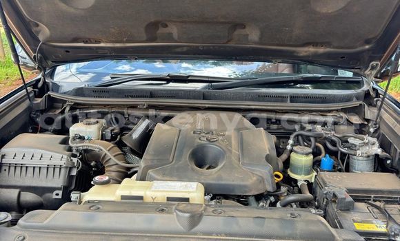 Nunua Ilio tumika Toyota Land Cruiser Prado Nyeusi Gari ndani ya Nairobi nchini Nairobi Nunua Ilio tumika Toyota Land Cruiser Prado Nyeusi Gari ndani ya Nairobi nchini Nairobi