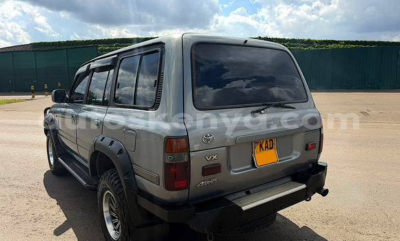 Nunua Ilio tumika Toyota Land Cruiser Nyingine Gari ndani ya Nairobi nchini Nairobi Nunua Ilio tumika Toyota Land Cruiser Nyingine Gari ndani ya Nairobi nchini Nairobi