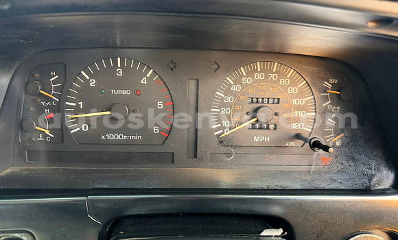 Nunua Ilio tumika Toyota Land Cruiser Nyingine Gari ndani ya Nairobi nchini Nairobi Nunua Ilio tumika Toyota Land Cruiser Nyingine Gari ndani ya Nairobi nchini Nairobi