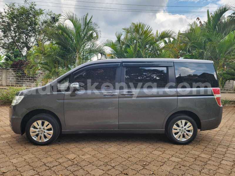Big with watermark honda stepwgn nairobi nairobi 29505