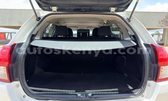 Oofamaa Toyota Fielder White Makiinaa iti Nairobi keessatti Nairobi keessatti Oofamaa Toyota Fielder White Makiinaa iti Nairobi keessatti Nairobi keessatti