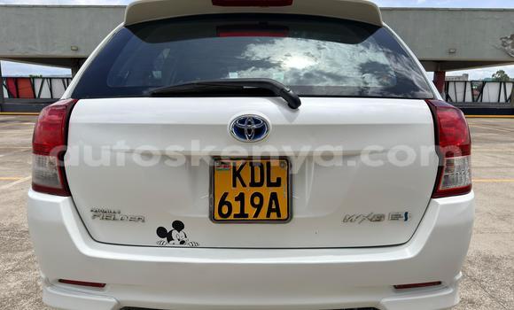 Oofamaa Toyota Fielder White Makiinaa iti Nairobi keessatti Nairobi keessatti Oofamaa Toyota Fielder White Makiinaa iti Nairobi keessatti Nairobi keessatti