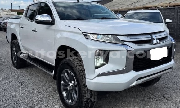 Buy Used Mitsubishi L200 White Car in Nairobi in Nairobi