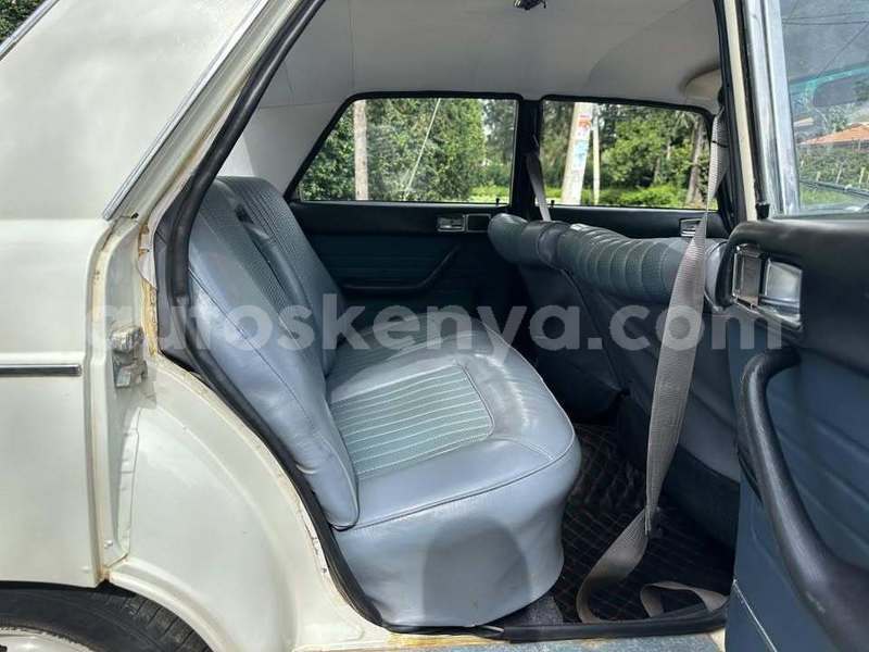 Big with watermark peugeot 404 nairobi machakos 29544