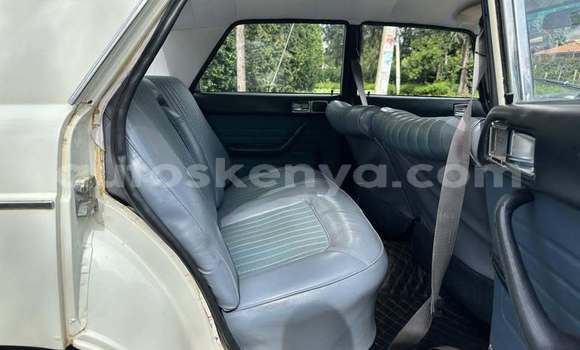 Buy Used Peugeot 404 White Car in Machakos in Nairobi Buy Used Peugeot 404 White Car in Machakos in Nairobi
