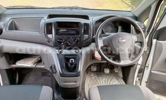 Oofamaa Nissan NV200 White Makiinaa iti Machakos keessatti Nairobi keessatti Oofamaa Nissan NV200 White Makiinaa iti Machakos keessatti Nairobi keessatti