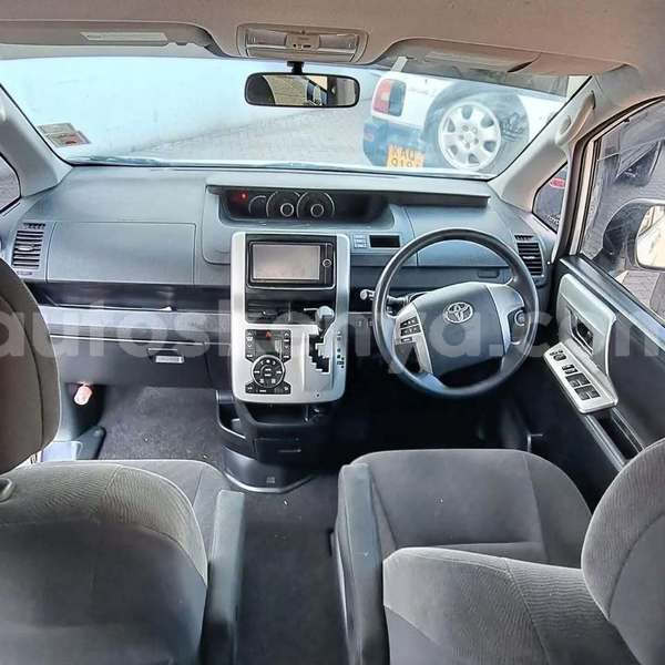 Big with watermark toyota noah nairobi machakos 29549