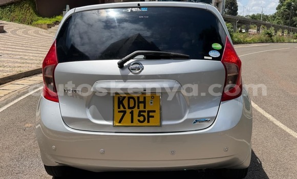 Oofamaa Nissan Note Silver Makiinaa iti Nairobi keessatti Nairobi keessatti Oofamaa Nissan Note Silver Makiinaa iti Nairobi keessatti Nairobi keessatti